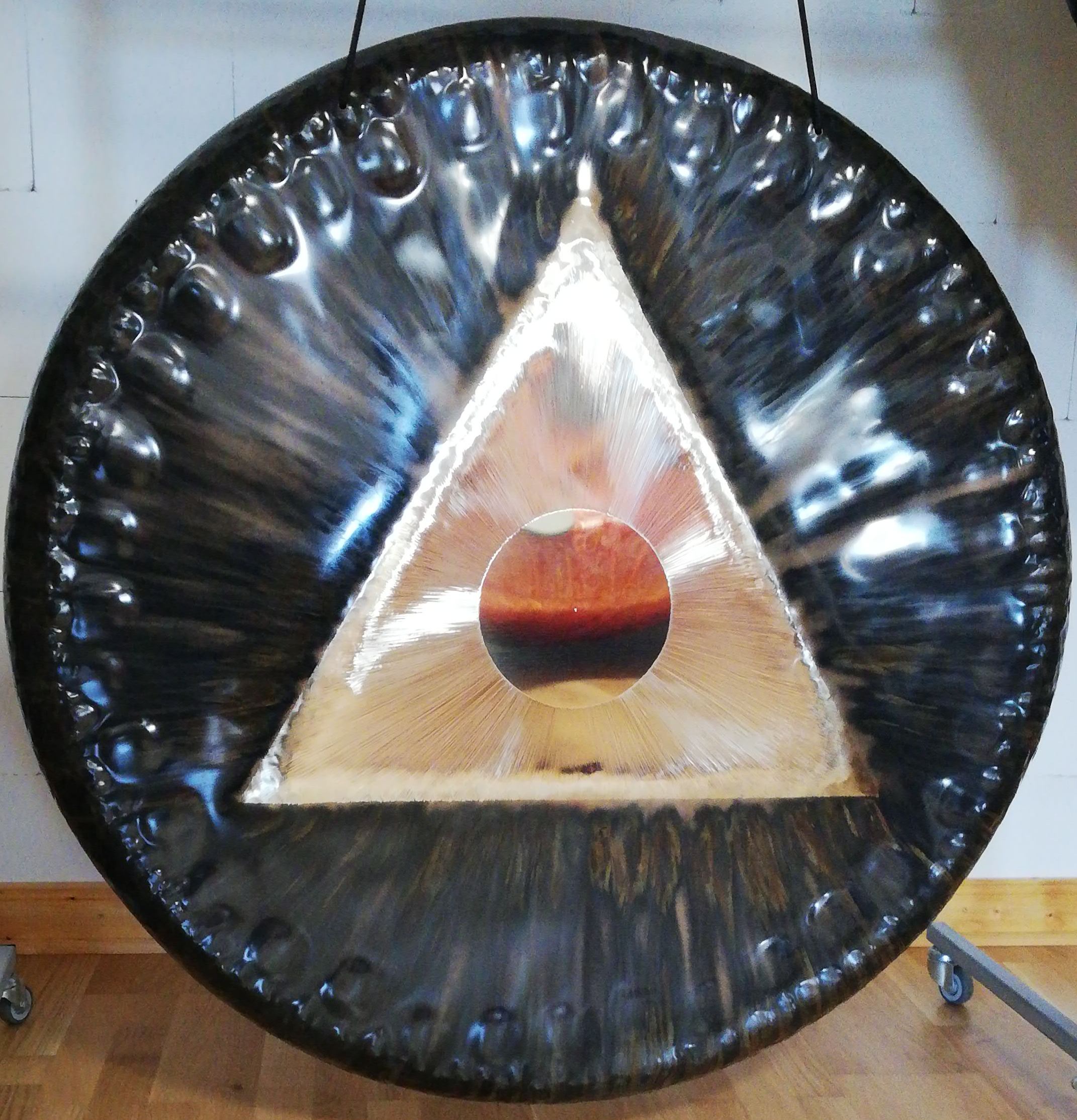 Geometric Triangel Gong 36